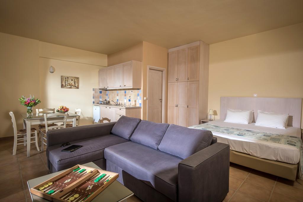Triopetra Notos Hotel Exterior photo